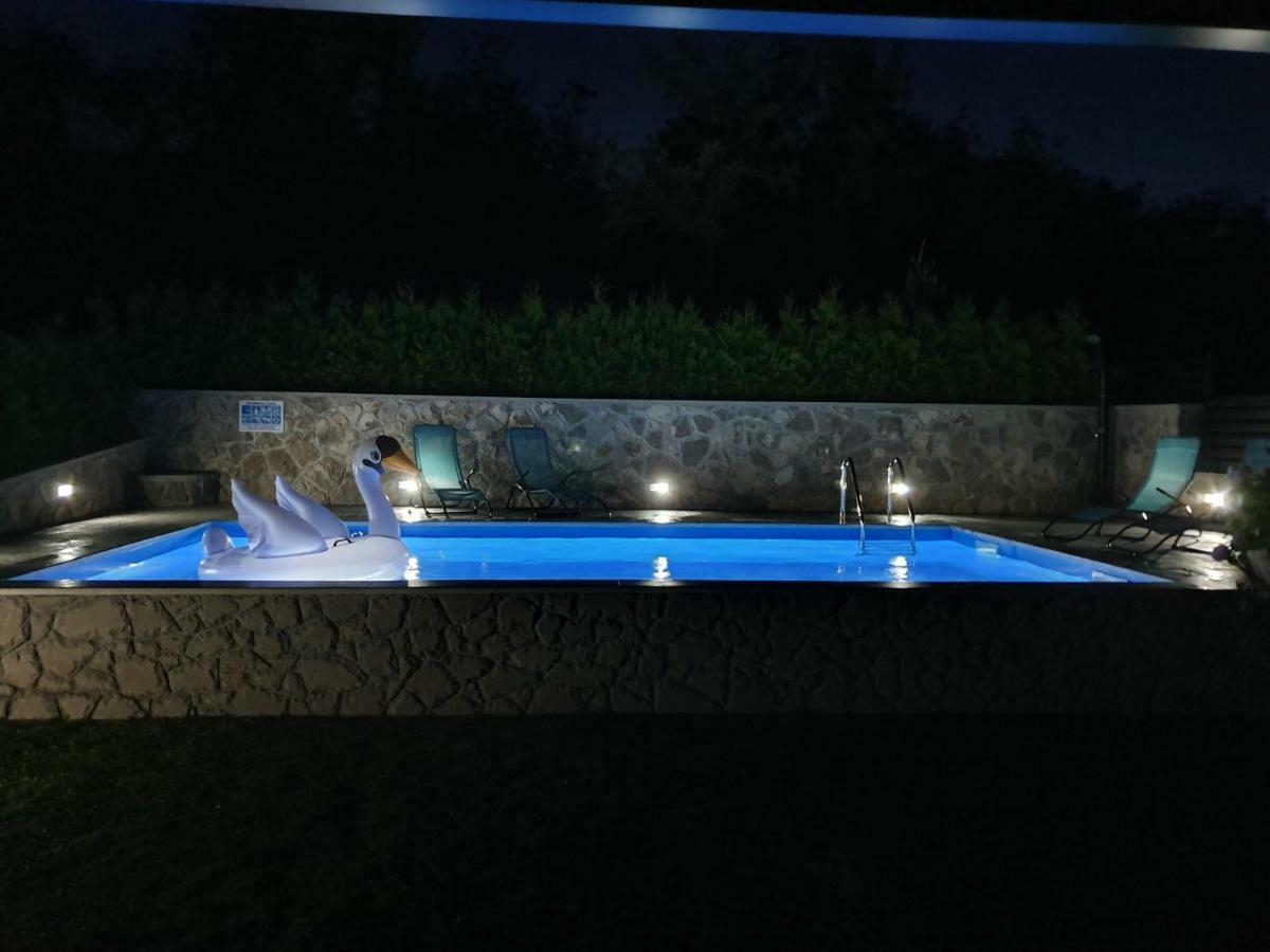 Villa Kos Lupoglav Kültér fotó